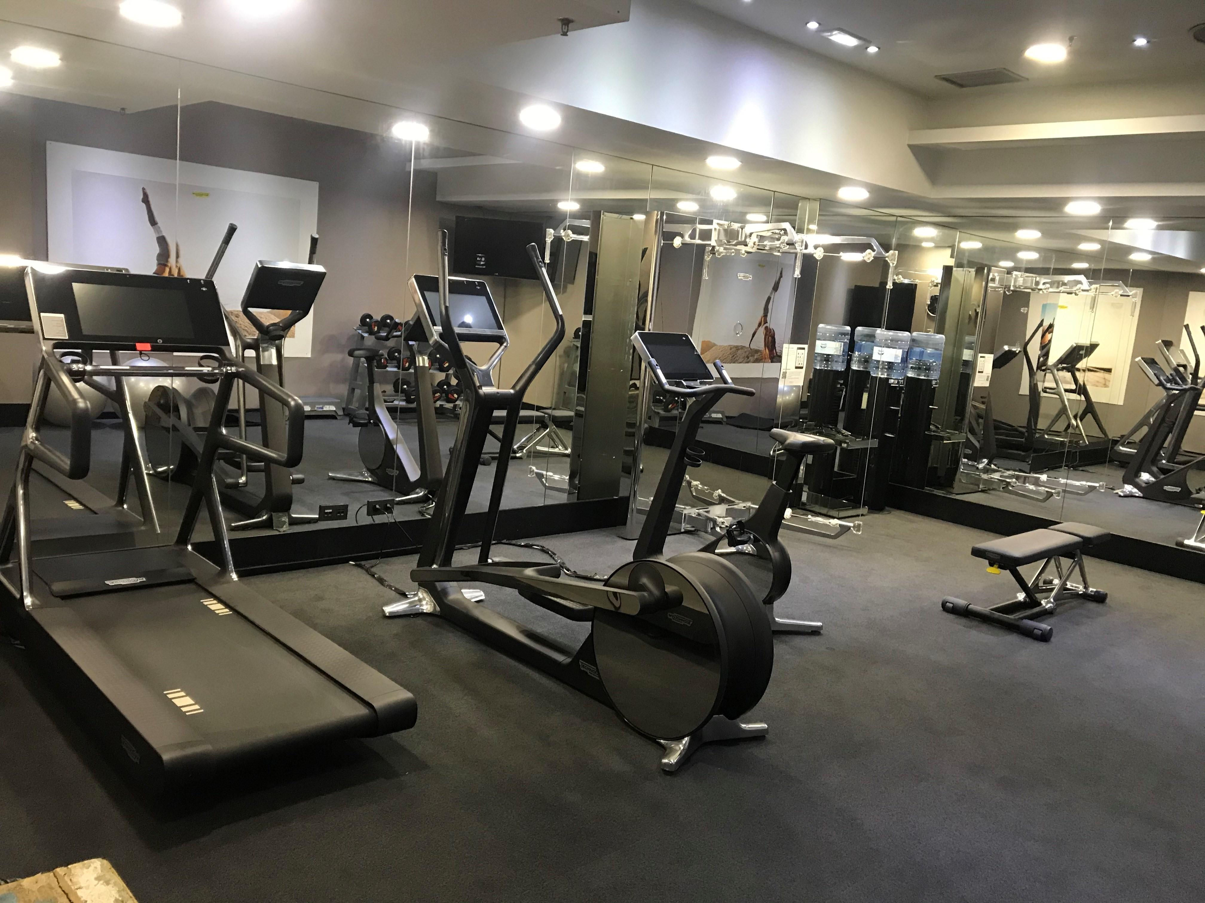 138 Liberdade Hotel Lisbon Exterior photo The gym at the hotel
