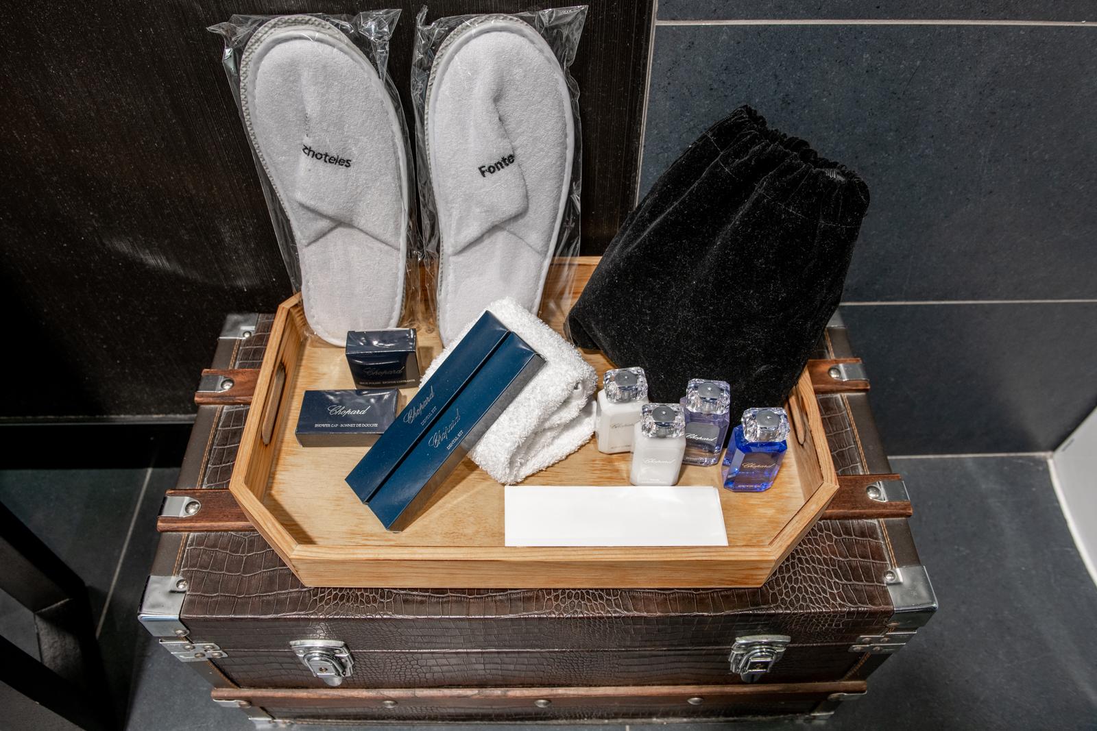 138 Liberdade Hotel Lisbon Exterior photo A First Class amenity kit