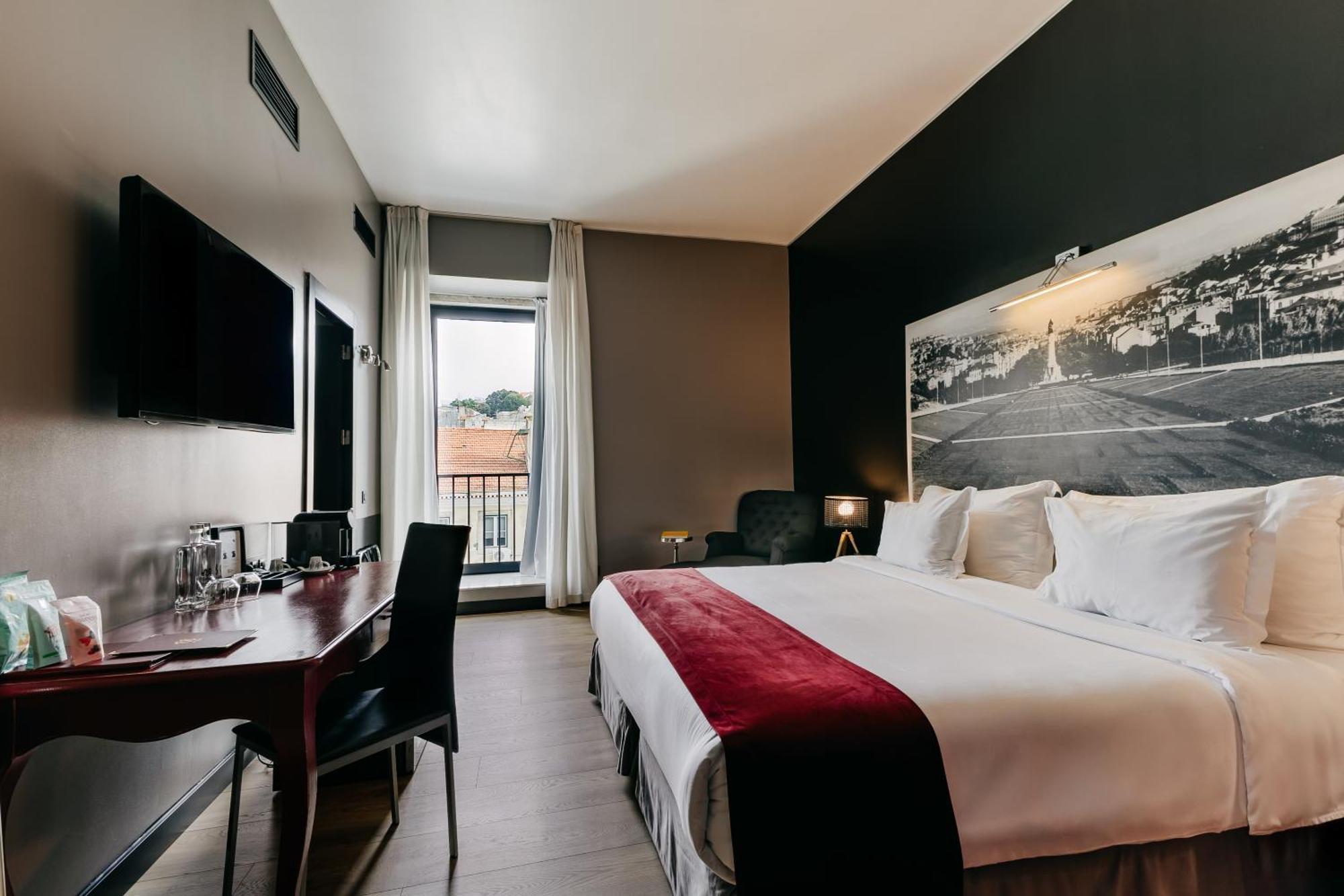 138 Liberdade Hotel Lisbon Exterior photo Room at the Hotel AC Palacio de Duero